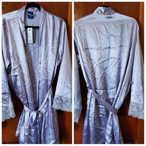 Apt. 9 Silk Robe (Lavender)